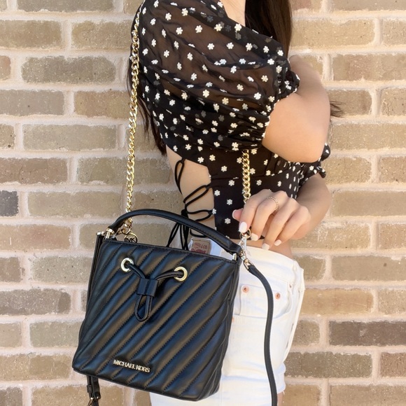 NWT Michael Kors Bucket Chain Crossbody Bag - Picture 4 of 5